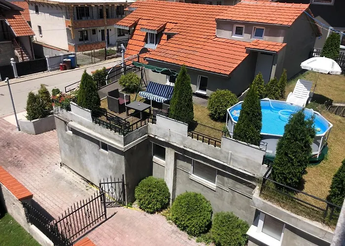 Lejlighed & Restoran -s O K O- *