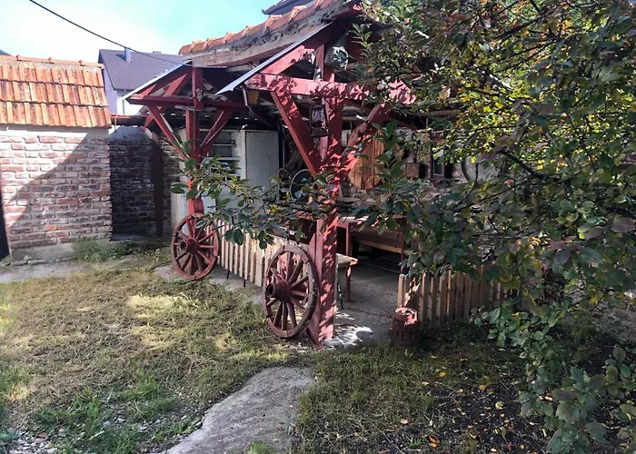 Lejlighed & Restoran -s O K O- *