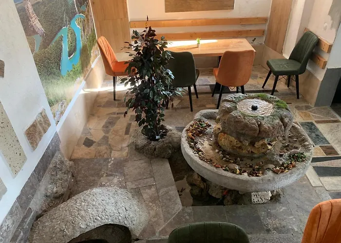 & Restoran -s O K O- Lejlighed *