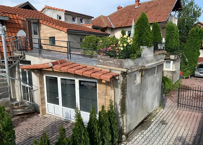 & Restoran -s O K O- Lejlighed *