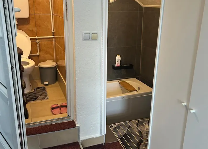 Lejlighed & Restoran -s O K O- Sjenica