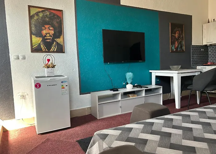 & Restoran -s O K O- *