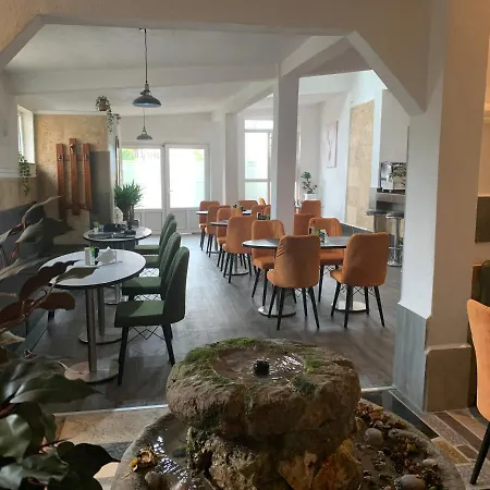 & Restoran -s O K O- Apartament *