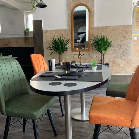 & Restoran -s O K O- Apartament Sjenica