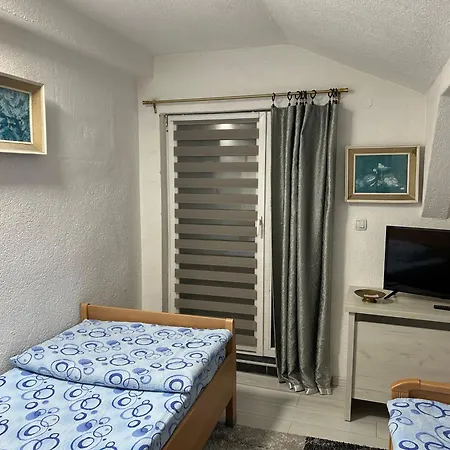 & Restoran -s O K O- Apartament *