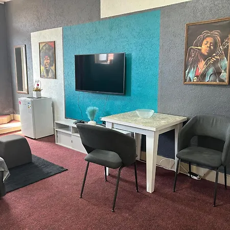 & Restoran -s O K O- Apartament *